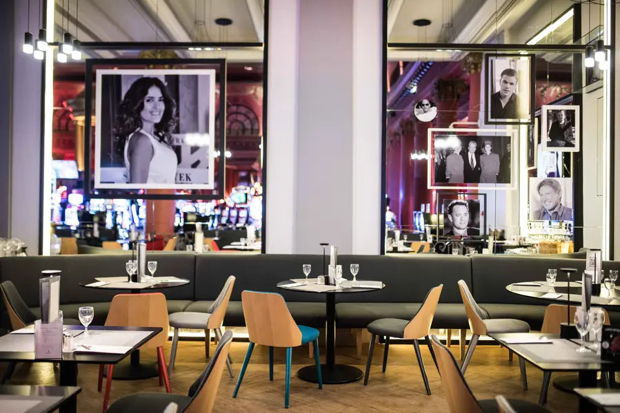 Dîner et soirée Casino entre amis